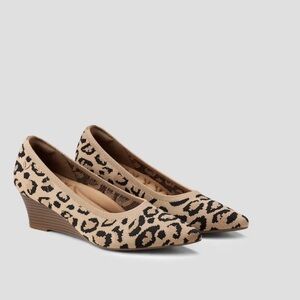 Vivaia Pointed Toe Wedge in Leopard - Size 9.5